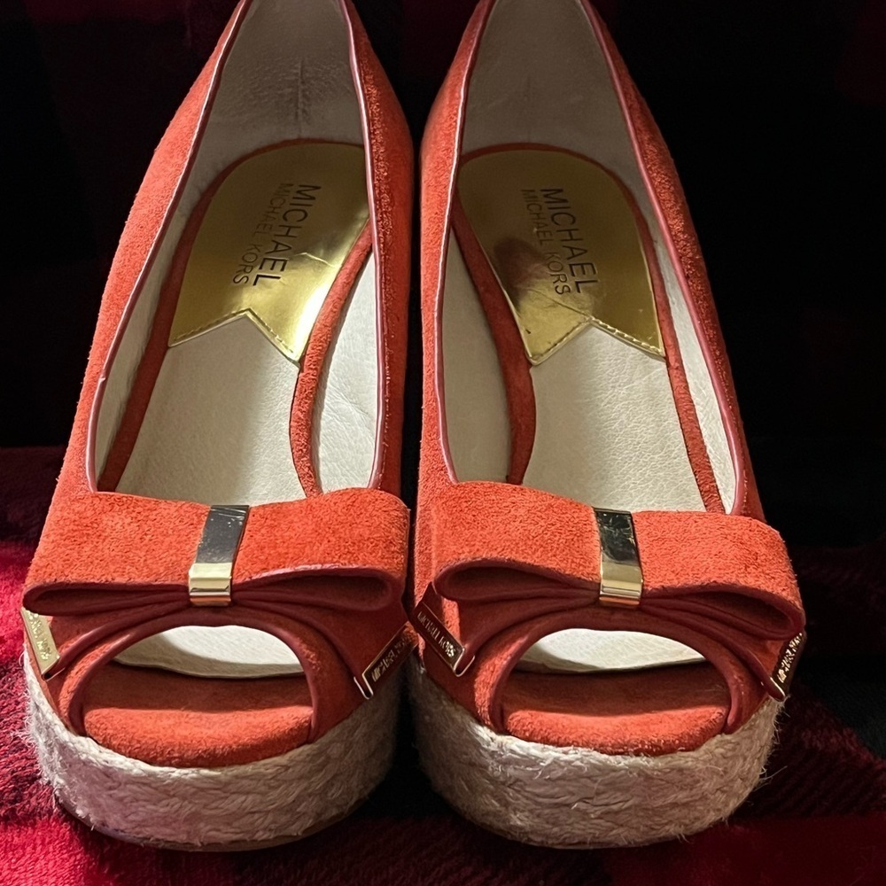 MICHAEL KORS MEG 7M Wedges SUEDE Heels ORANGE Open Toes Peep Platforms Shoes - Picture 11 of 15